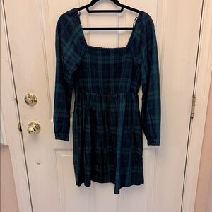 Old Navy Green Plaid Long Sleeve Dress